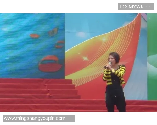 周强专访:从街头到舞台的舞动人生与梦想追寻 周强专访:从街头到舞台的舞动人生与梦想追寻