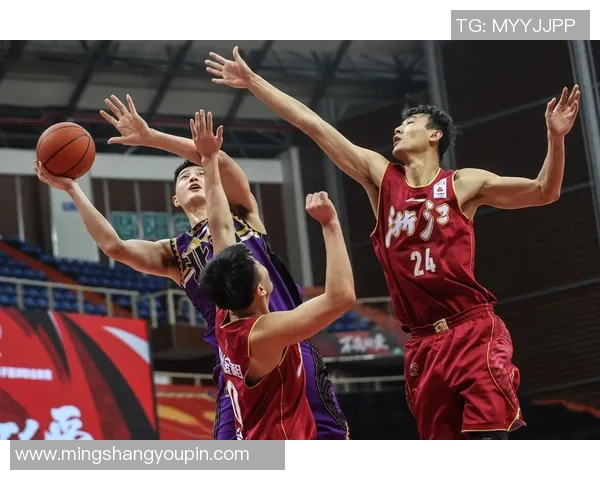 深入分析北京篮球队独特的进攻战术与策略演变 深入分析北京篮球队独特的进攻战术与策略演变