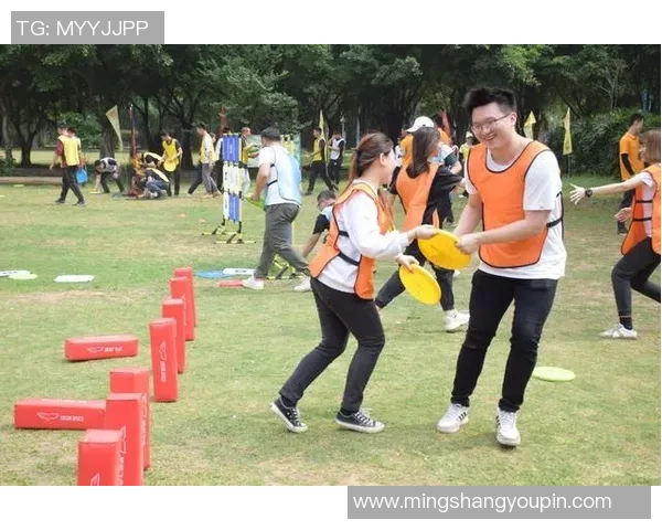 飞盘团队协作实力大比拼上海飞盘队荣获第三名佳绩 飞盘团队协作实力大比拼上海飞盘队荣获第三名佳绩