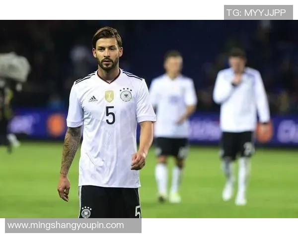 北京乒乓球队防反战术解析与热点动态深度剖析 北京乒乓球队防反战术解析与热点动态深度剖析