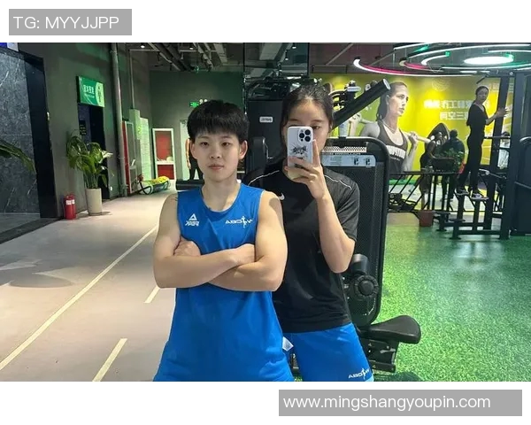 周静专访：从乒乓球新星到冠军之路的成长与反思