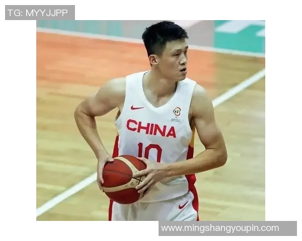 周鹏：从篮球场上的拼搏者到生活中的坚韧榜样